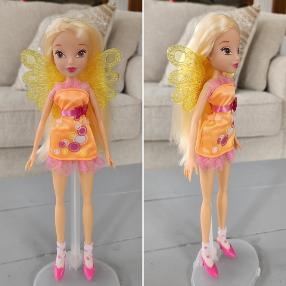 Rainbow Winx Club City Girl Stella Fairy Doll Butterfly Italian Version Blonde - Picture 5 of 8
